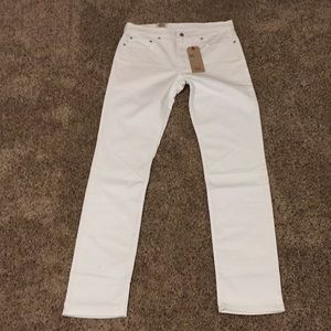 White Levi 511 slim fit jeans.